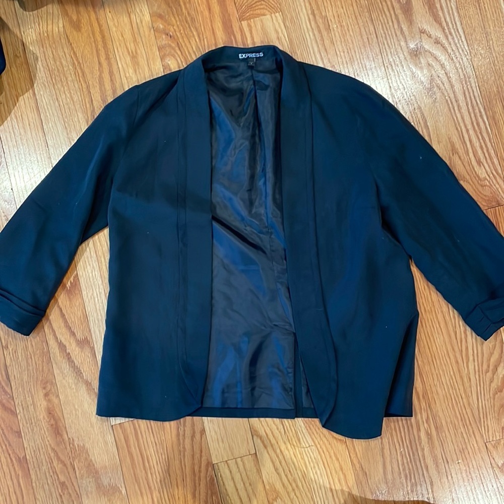Super cute black express blazer